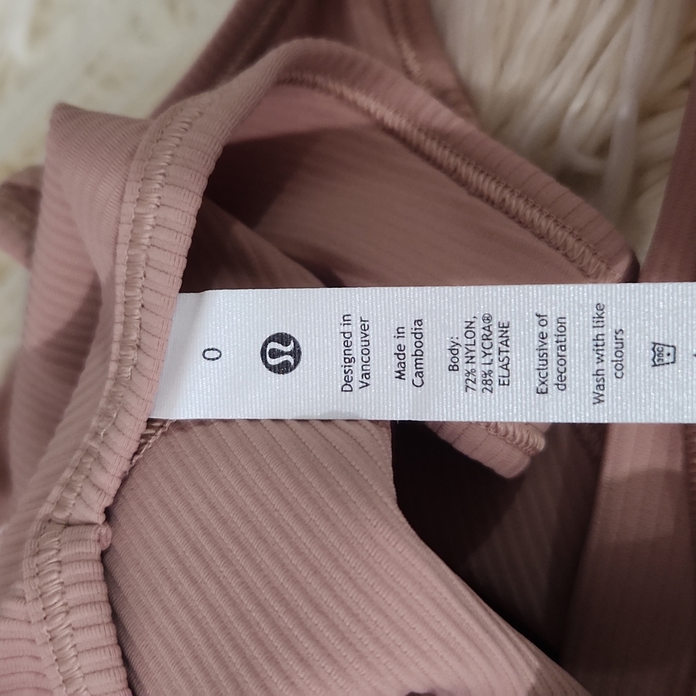 Lululemon Power Pivot Rib Tank - Picture 5 of 5